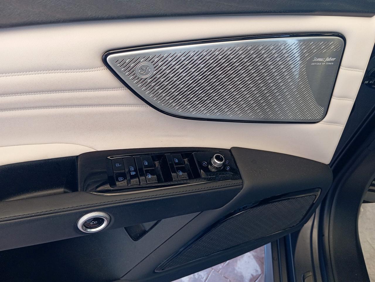 Maserati Grecale MHEV 330 CV AWD Modena (COLORE GRIO LAVA OPACO)