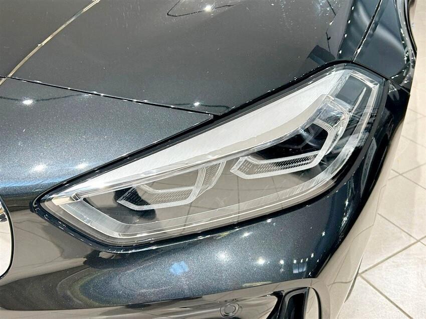 Bmw 116 116d 5p. Msport