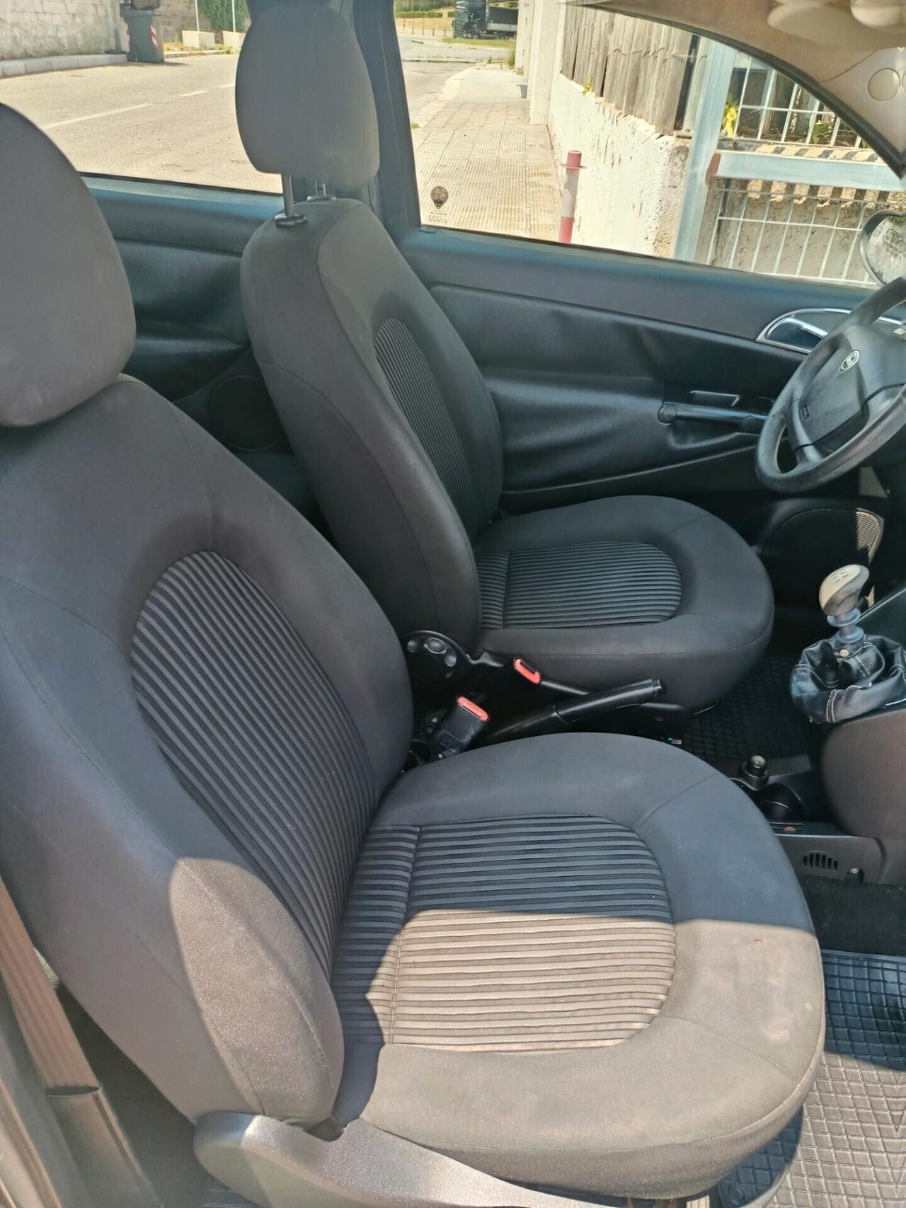 Lancia Ypsilon 1.4 Platino Ecochic GPL