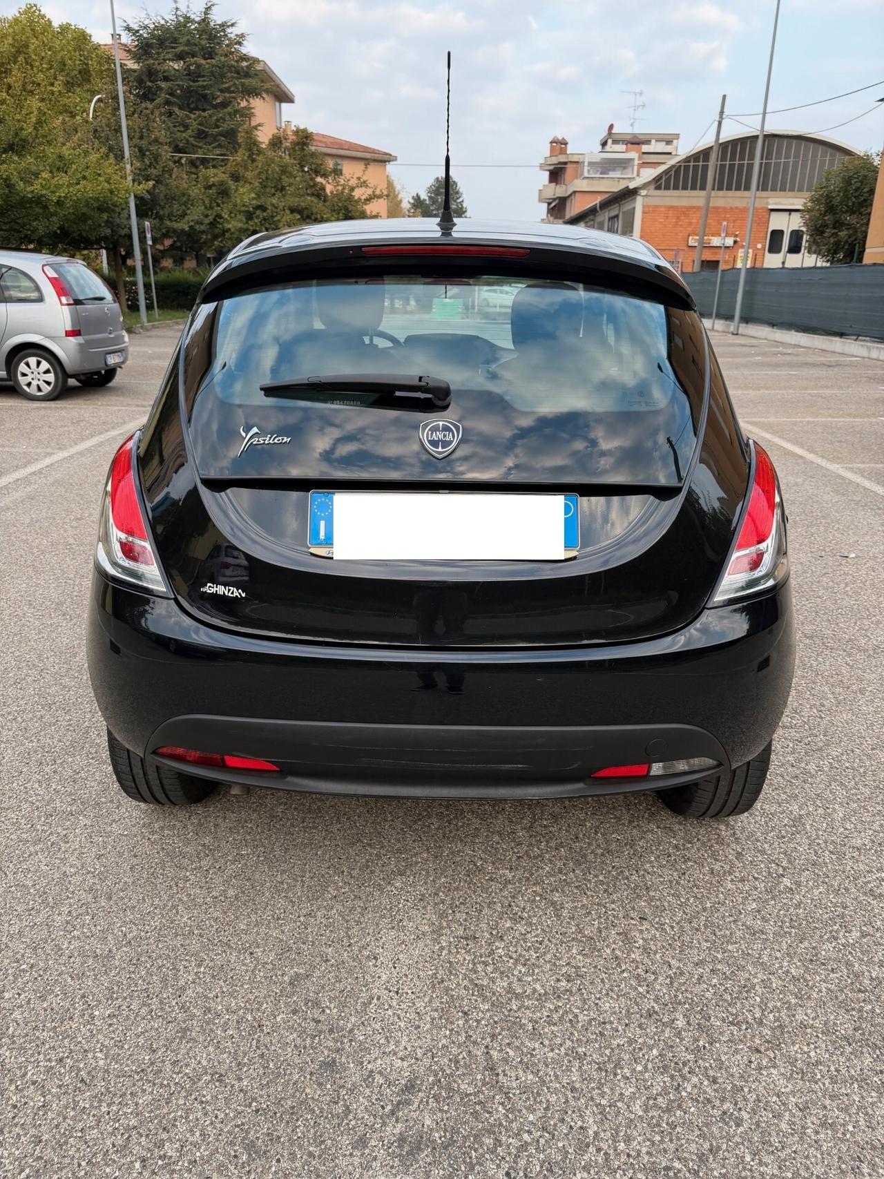 Lancia Ypsilon 1.2 Gpl - NEOPATENTATI - 12 MESI DI GARANZIA -