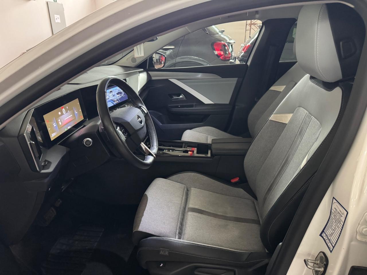 Opel Astra 1.5 T Diesel 130 CV AT8 Sports Tourer Bus. Elegance Prezzo senza vincoli