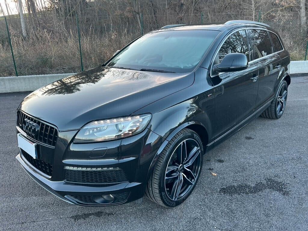 Audi Q7 3.0 V6 TDI 233CV quattro tiptronic S-LINE