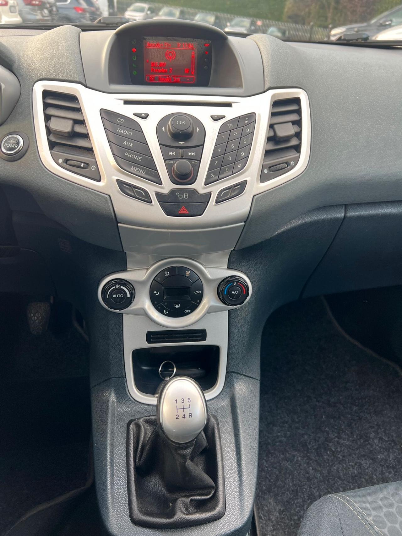 Ford Fiesta 1.2 82CV 3 porte Titanium