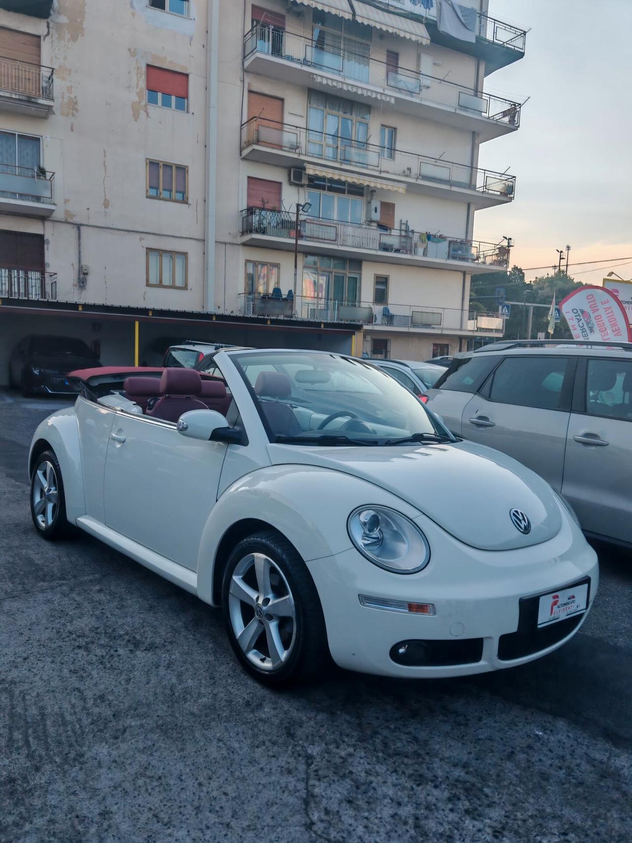 Volkswagen New Beetle 1.9 TDI 105CV Cabrio Lim. Red Edt.