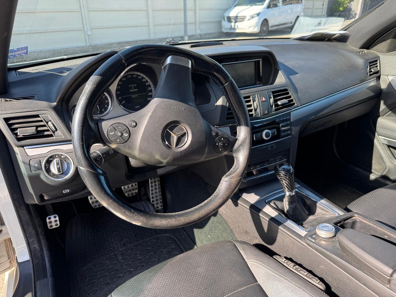 Mercedes-benz E 220 CDI Cabrio BlueEFFICIENCY Avantgarde