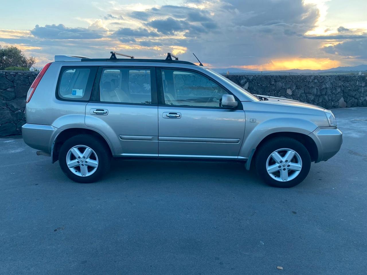 Nissan X-Trail 2.2 dCi Sport