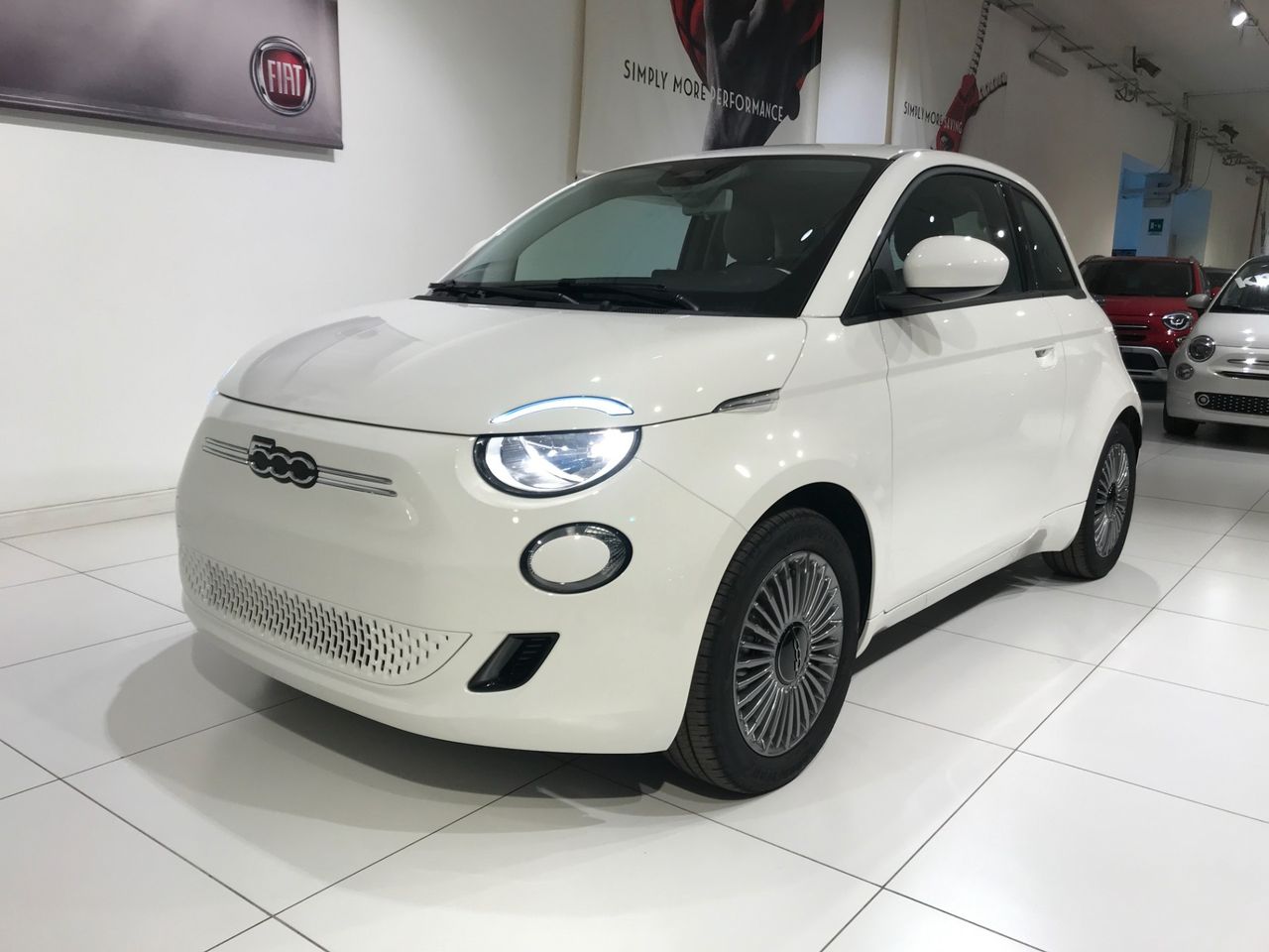 Fiat 500 Icon Berlina 42 kWh