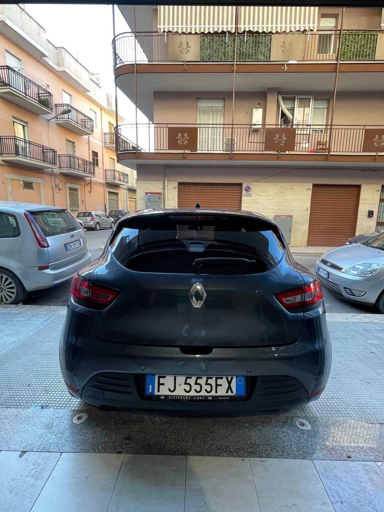 Renault Clio dCi 8V 75 CV Start&Stop 5 porte Energy Intens