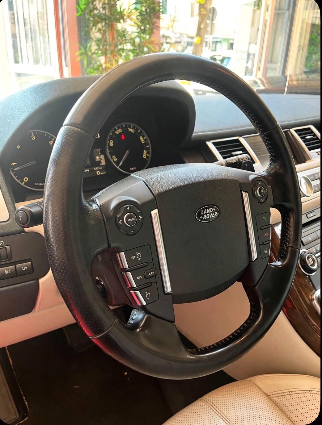 RANGE ROVER SPORT 3.0 HSE 5p NAVI CERCHI 20 PELLE TOTALE