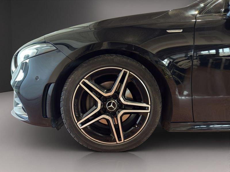 Mercedes-Benz Classe A A 180 d Premium AMG Line