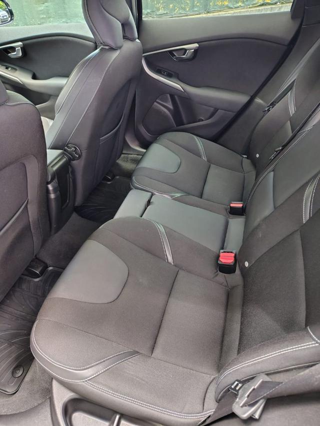 VOLVO V40 D2 1.6 Business Edition