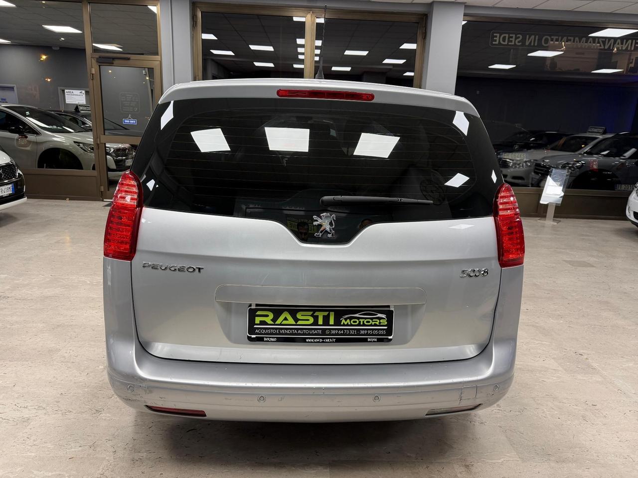 Peugeot 5008 1.6 HDi 112CV Business 7 POSTI