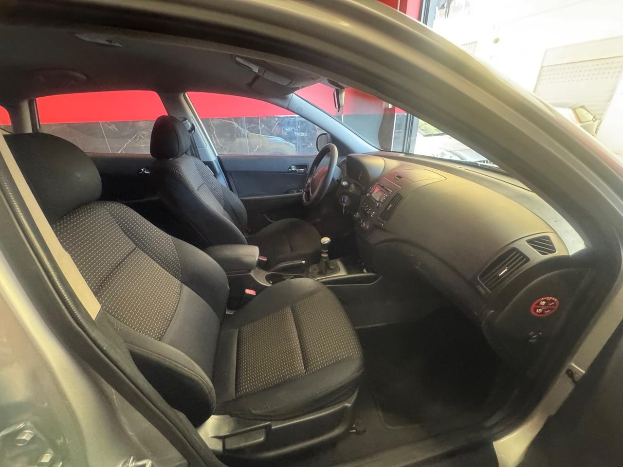 Hyundai i30 1.6 CRDi VGT 16V 90CV 5p.