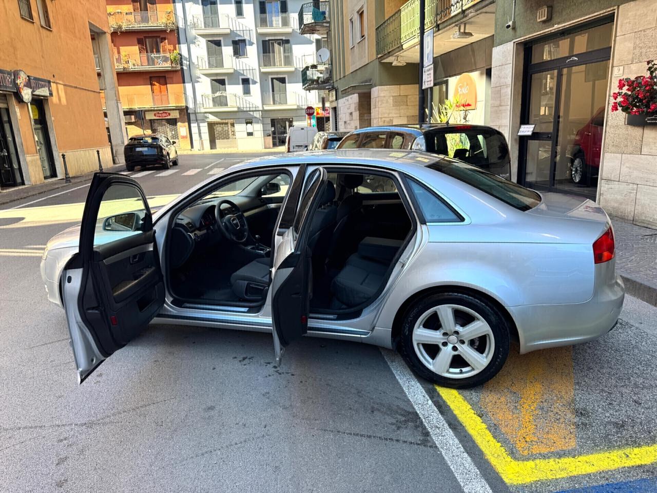 Audi A4 2.0 16V TDI Consegna tutta Italia