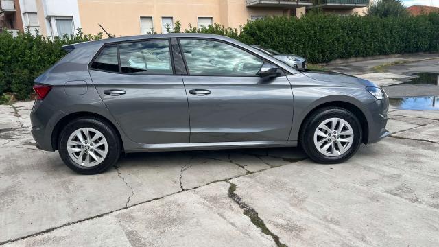 Skoda Fabia Fabia IV 2022 1.0 tsi evo Ambition 95cv