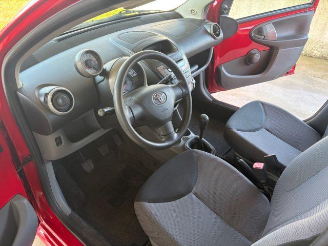 TOYOTA Aygo 1.0 12V VVT-i 5 porte OK NEOPATENTATI 5 PORTE