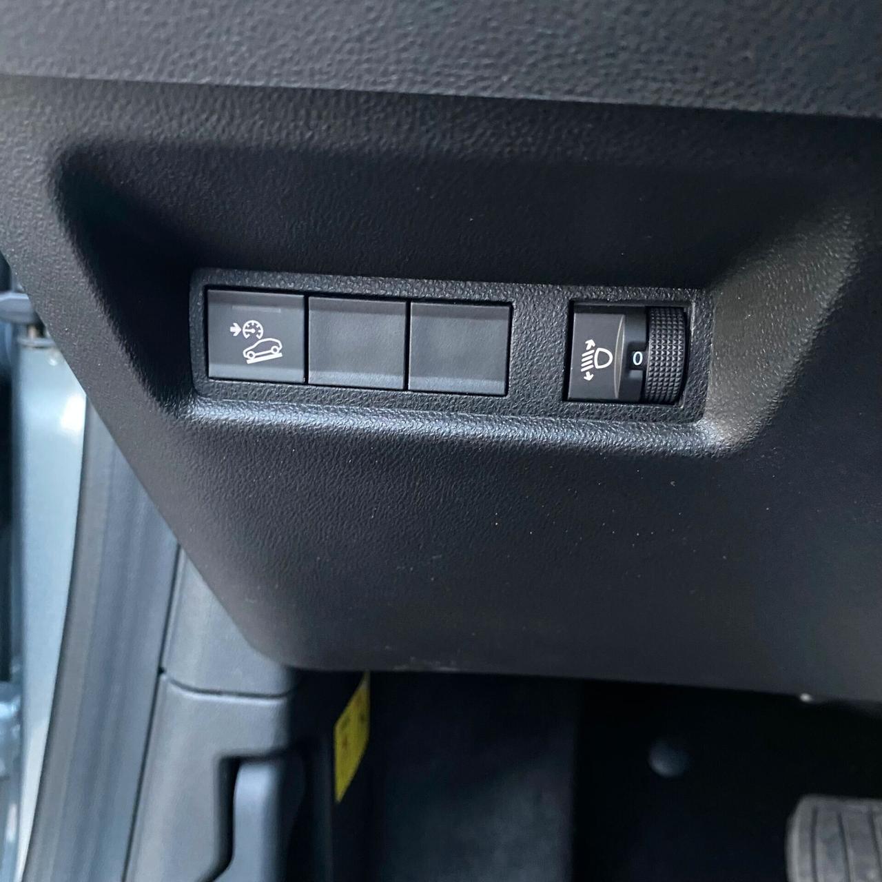 Jeep Avenger 1.2 Turbo 100 CV MHEV Summit