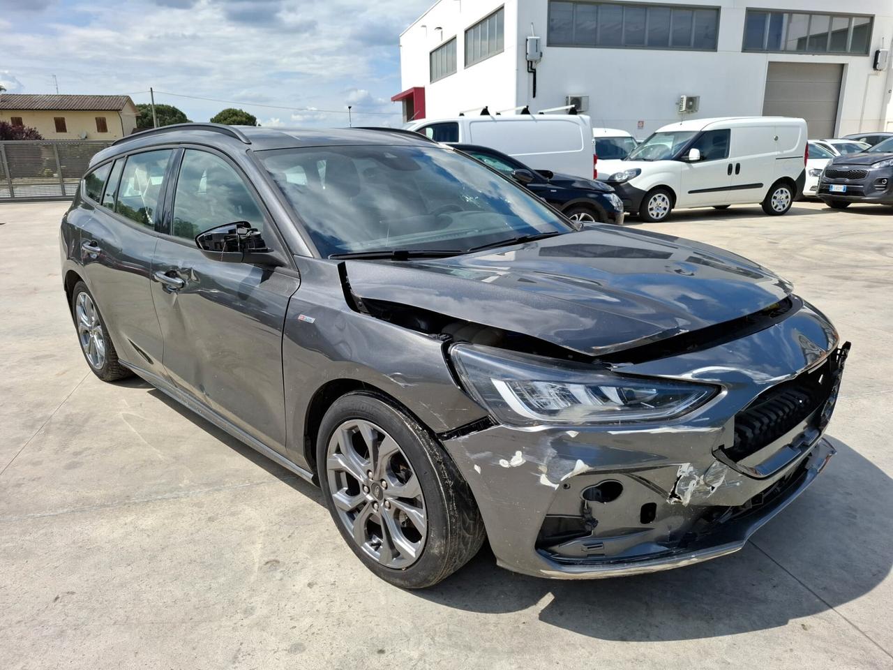 Ford Focus 1.5 EcoBlue 120 CV ST-Line auto - SINISTRATA