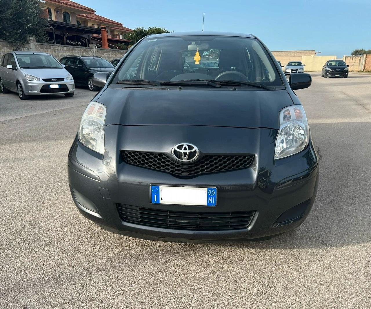 Toyota Yaris 1.0 5 porte