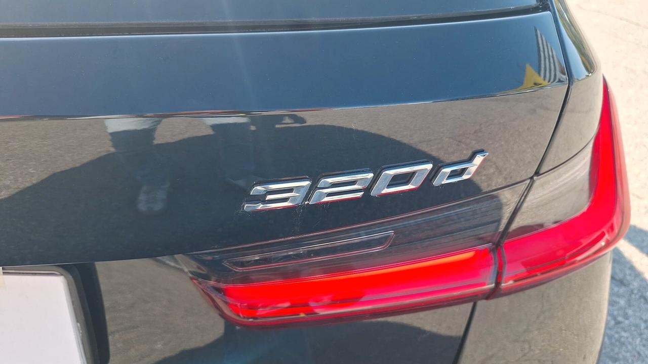Bmw 320 320d 48V Touring Business Advantage SOLI 70000KM