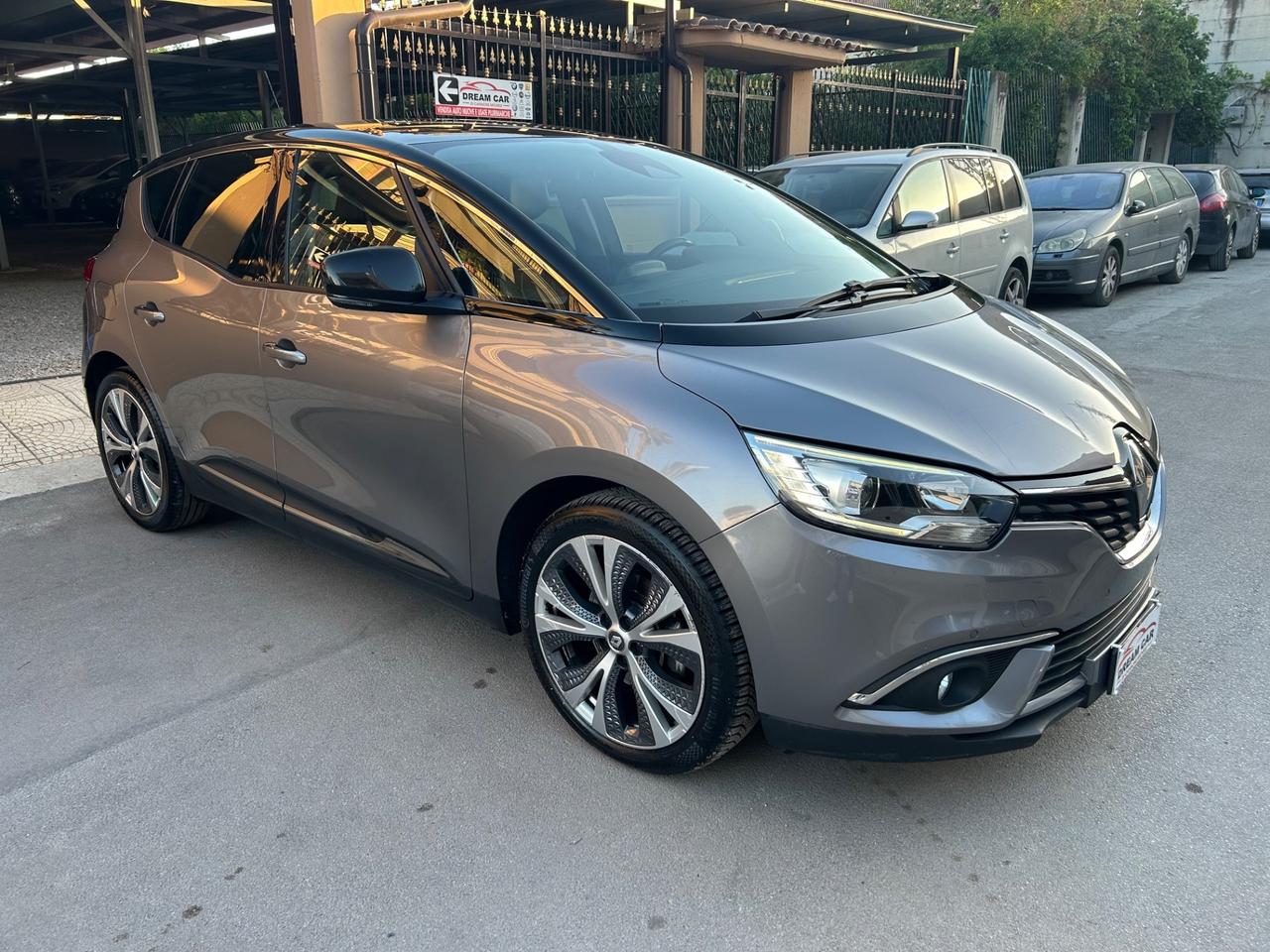Renault Scenic Scénic dCi 8V 110 CV EDC Energy Intens