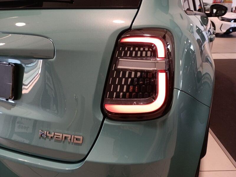 FIAT 600 1.2 Hybrid 110cv La Prima II