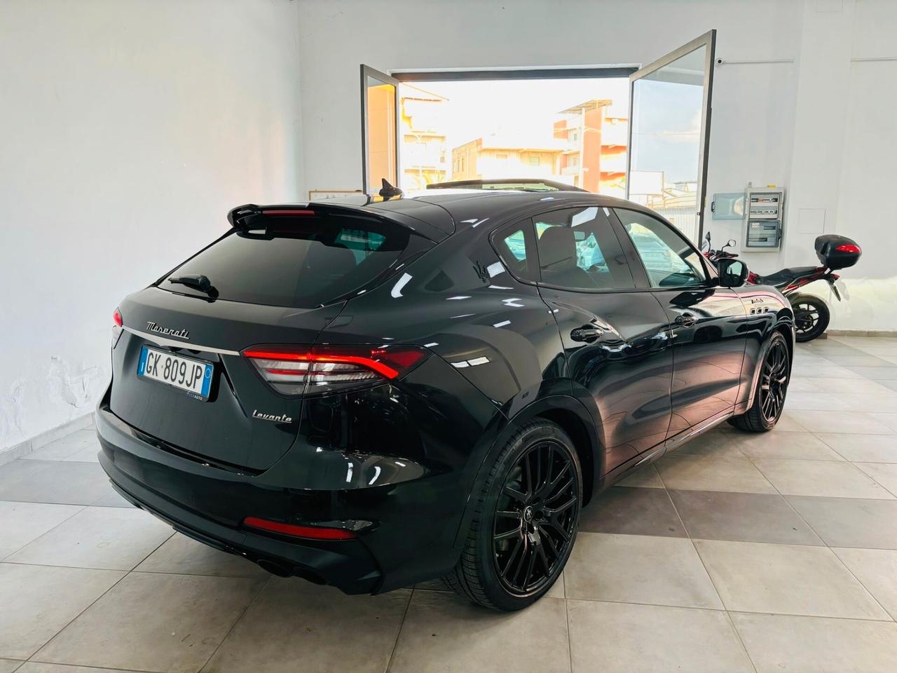 Maserati Levante V6 430 CV AWD Modena S - possibilità noleggio no scoring