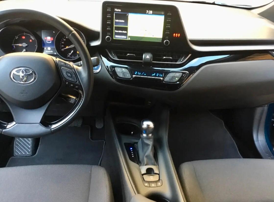 Toyota C-HR 1.8 Hybrid E-CVT Business