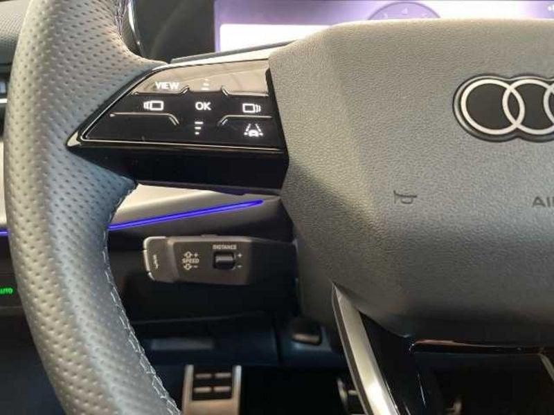 Audi Q3 Sportback Audi Sportback Business TFSI 110 kW S tronic