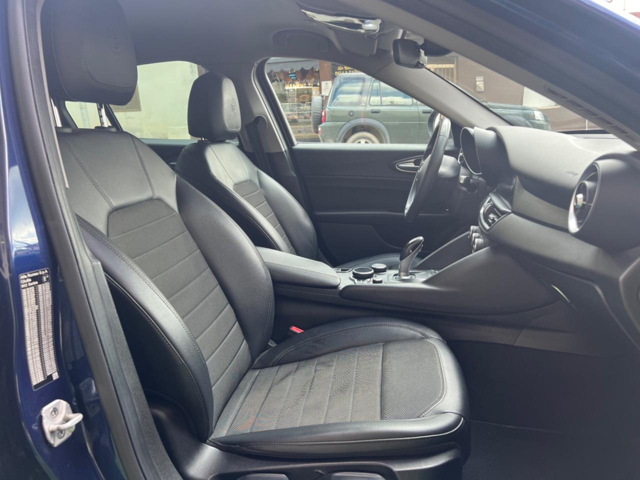 Alfa Romeo Giulia 2.2 Turbodiesel 150 CV AT8