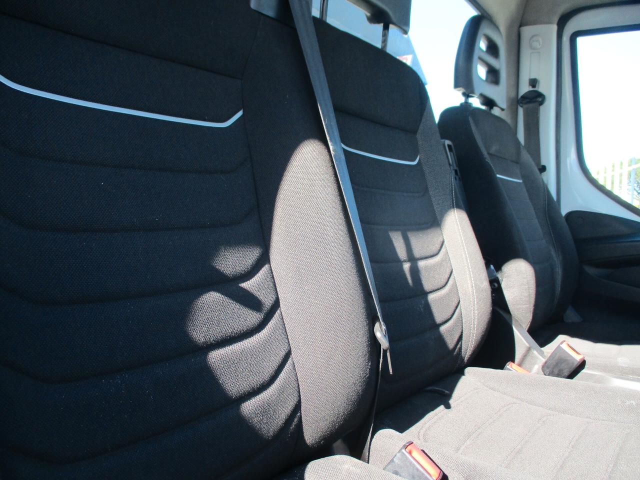 Iveco Daily 35C12 2.3 120CV E6D RIBALTABILE TRILATERALE