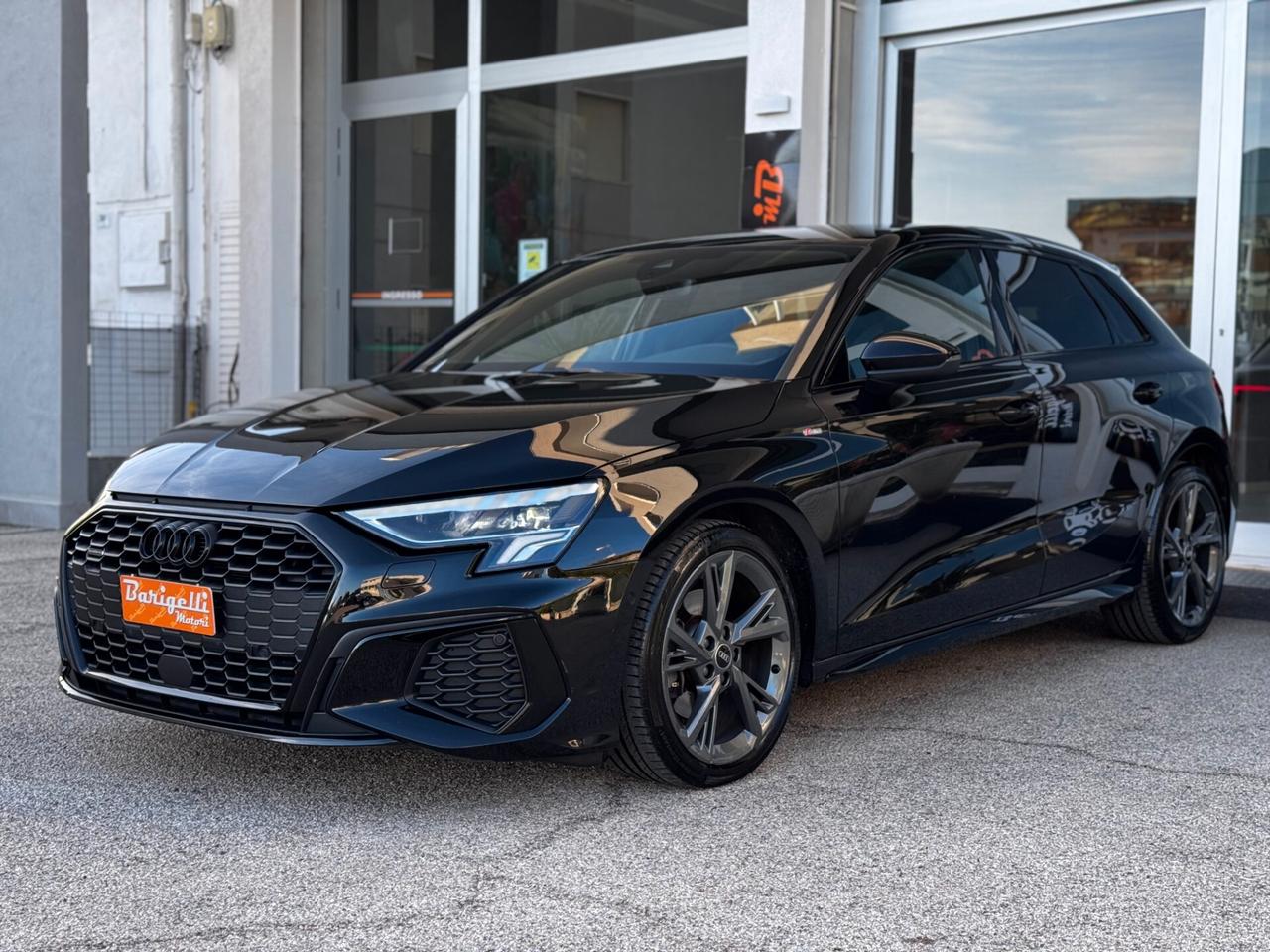 Audi A3 SPB 40 TDI quattro S tronic line edition, Aziendale italiana