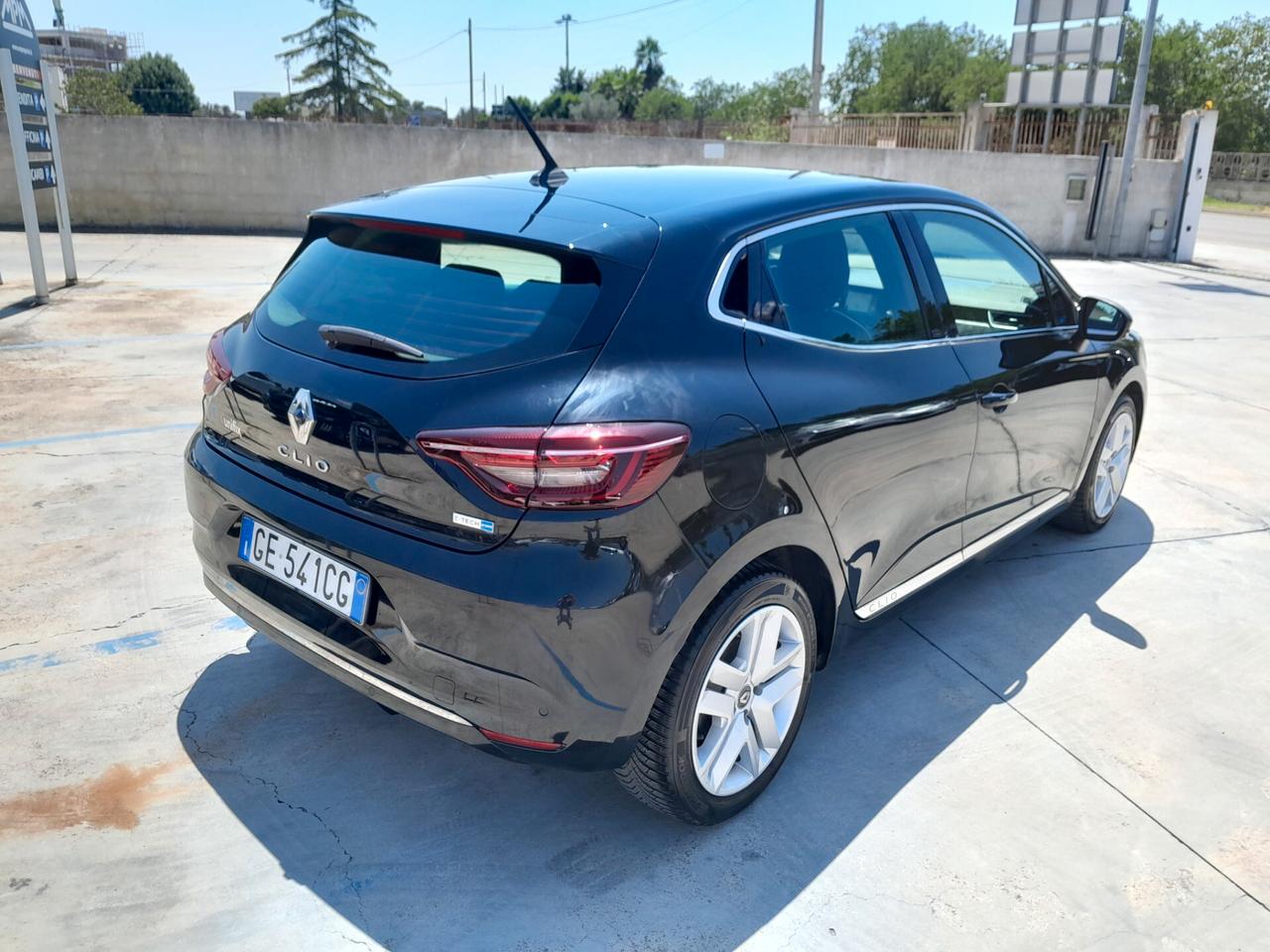 RENAULT CLIO INTENS 1.6 FULL HYBRID E-TECH 140 CV
