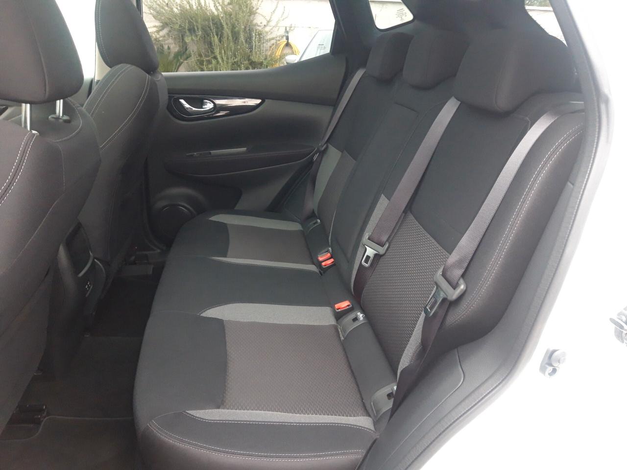 Nissan Qashqai 1.5 dCi N-Connecta TETTO PANORAM. 2018