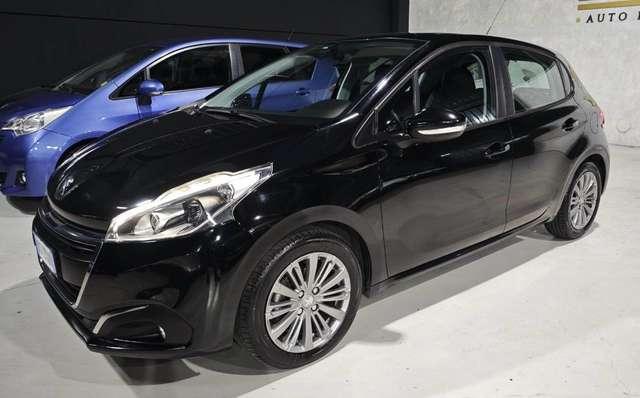 Peugeot 208 Benzina euro 6 Neopatentati Km 70.000