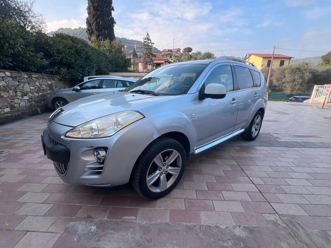 Peugeot 4007 2.2 HDi 156CV Féline