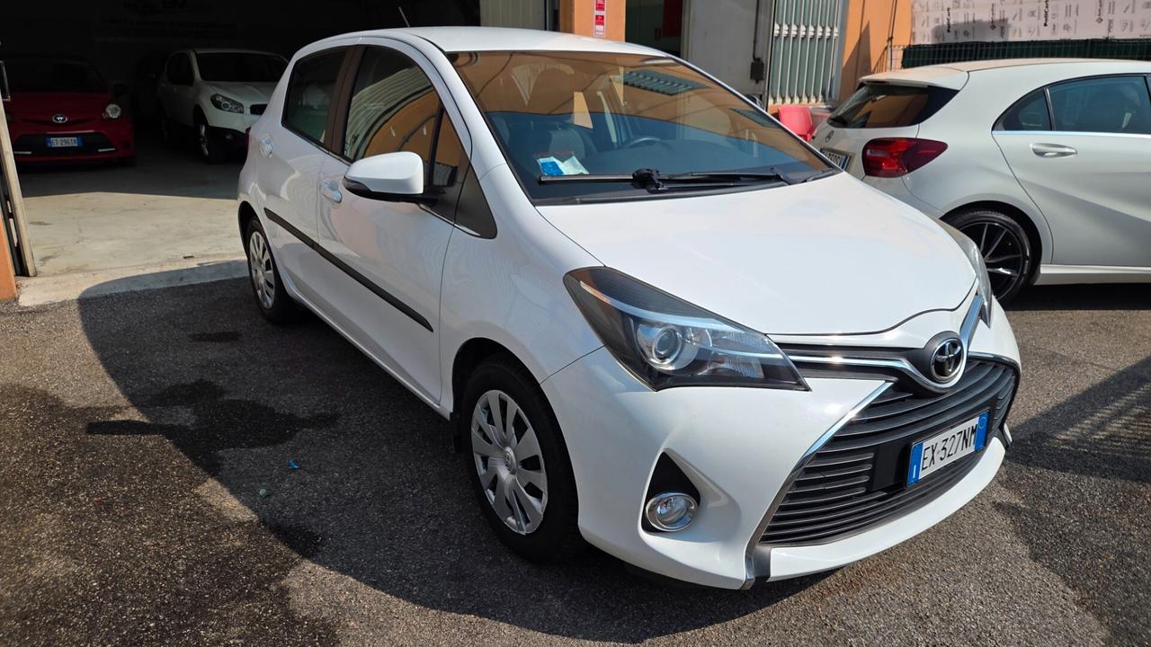 Toyota Yaris 1.0 5 porte Lounge UNICO PROPRIETARIO