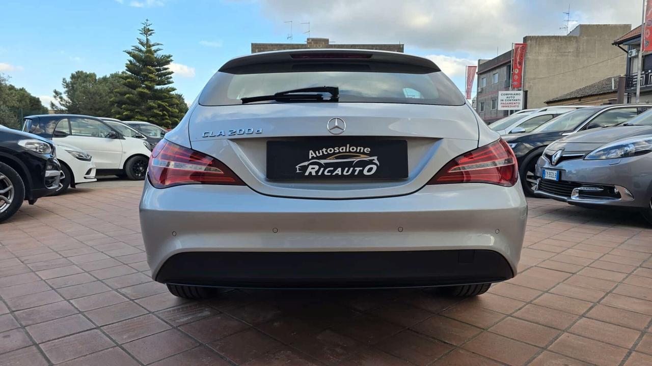 Mercedes-benz CLA 200 d S.W. Automatic Premium