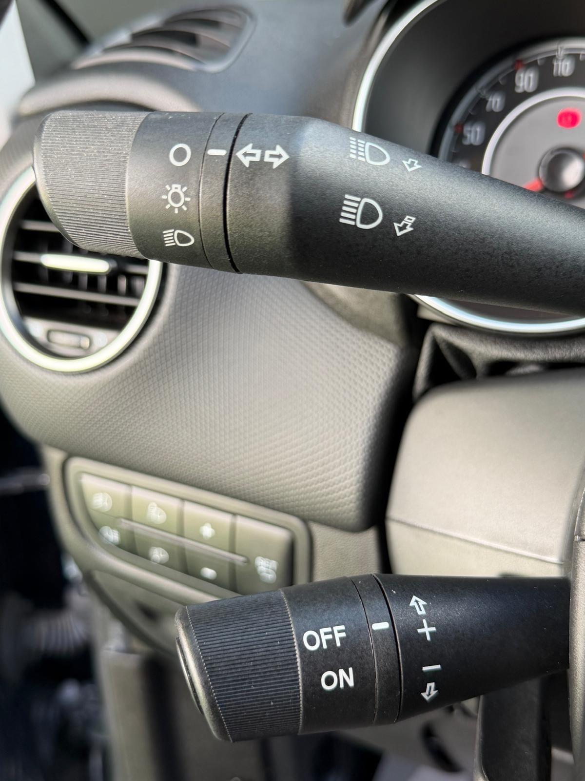 Fiat Punto 1.3 MJT II S&S 95 CV 5 porte Street