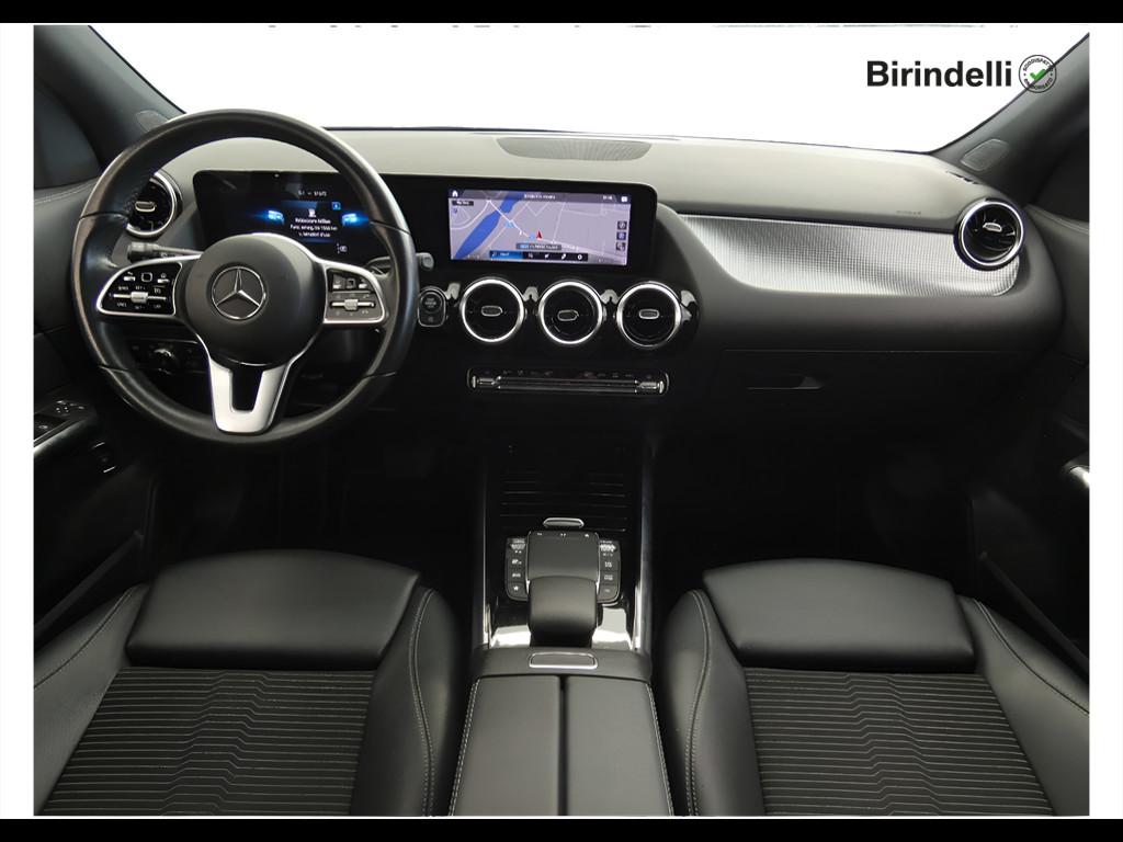 Mercedes-Benz GLA (H247) - GLA 200 d Automatic Sport