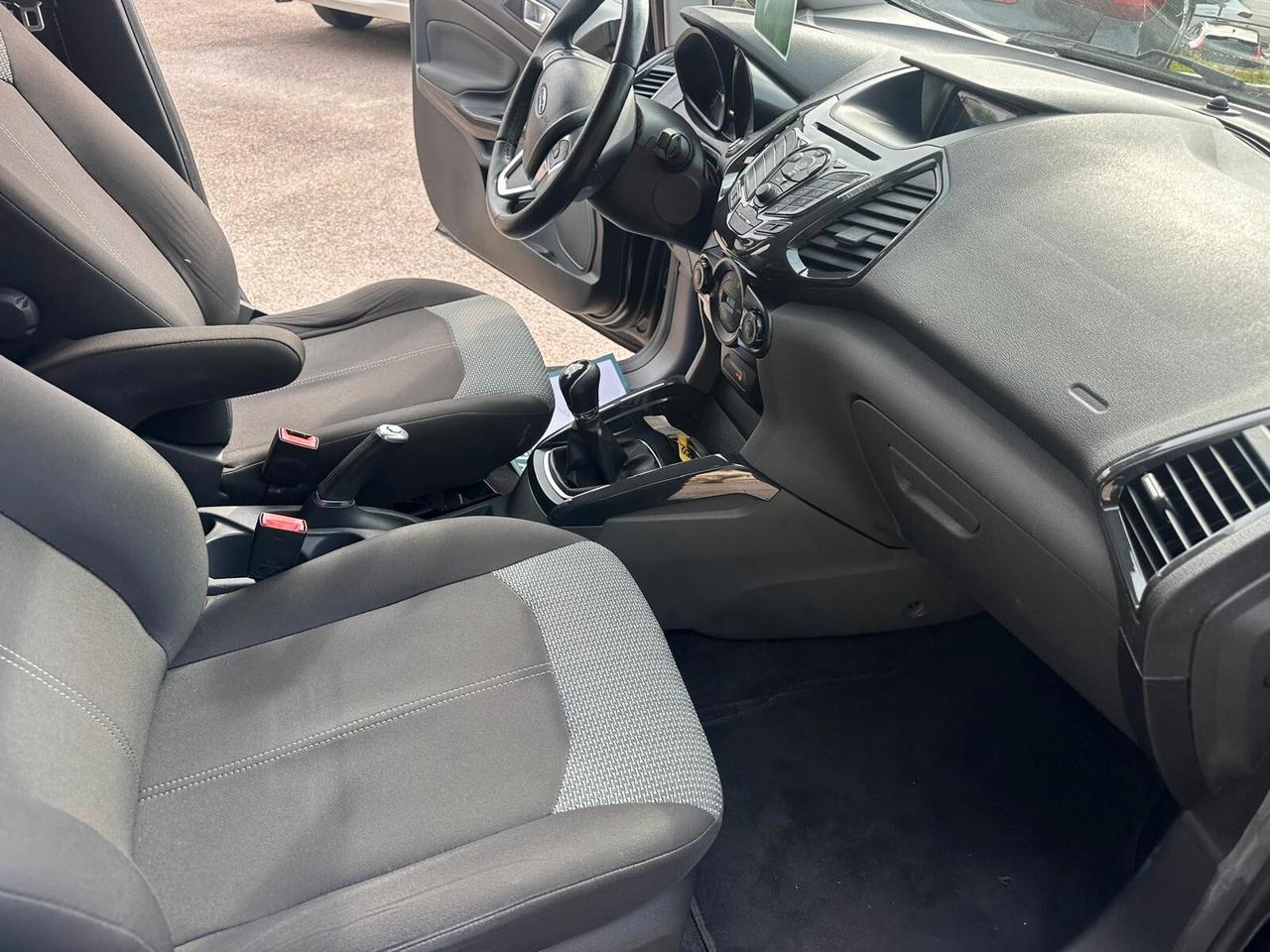 Ford EcoSport 1.5 TDCi 90 CV Titanium NEOPATENTATI