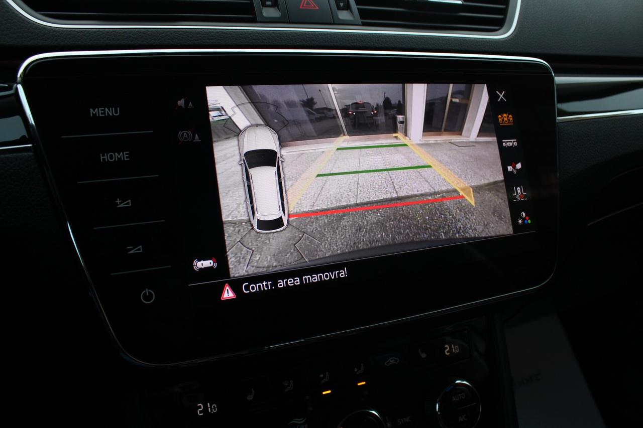 Skoda Superb Wagon 2.0 tdi 4x4 DSG Laurin&Klement 200cv