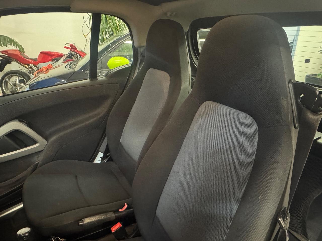 Smart ForTwo 1000 52 kW MHD coupé pure NEOPATENTATI