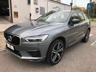 Volvo XC60 2.0 t8 te R-design awd 303cv - AUT/NAV/TETTO/CAMER