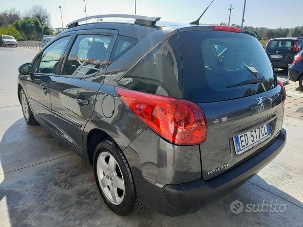 PEUGEOT 207 sw Hdi 93cv - 2010