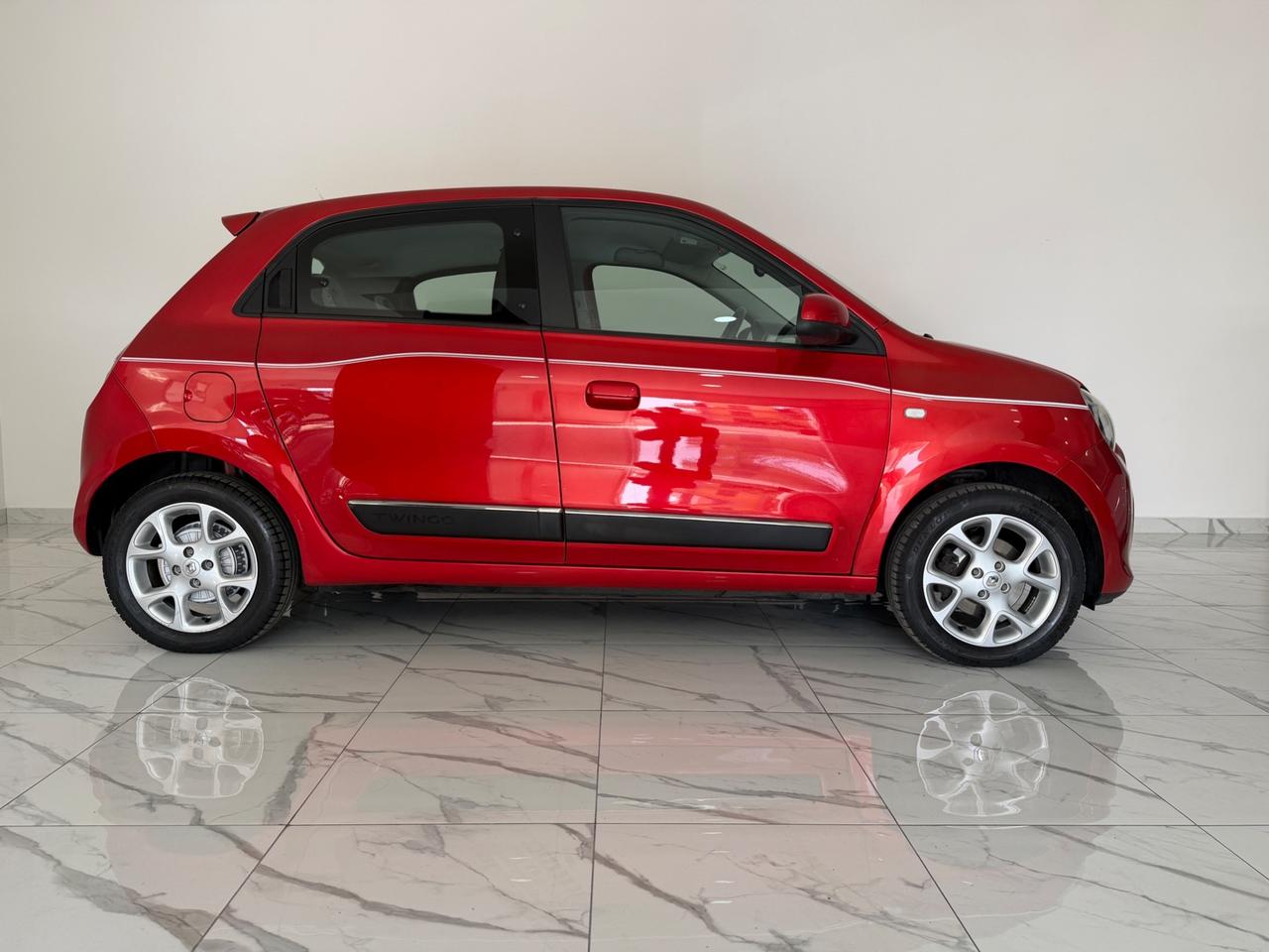 RENAULT TWINGO AUTOMATICA NAVI/CERCHI/SEDILI RISCALDABILI 45.000 KM