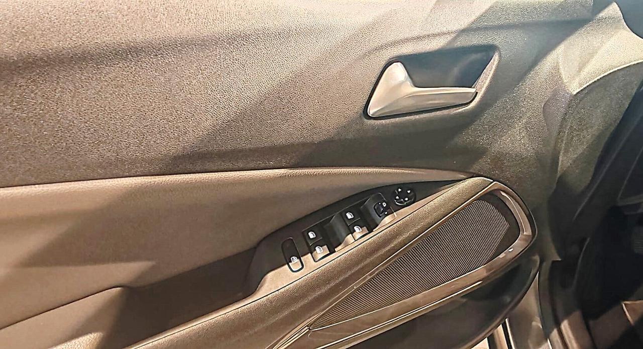 Opel Crossland X 1.2 12V Innovation