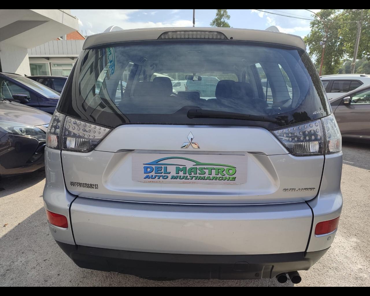 MITSUBISHI Outlander 2ª(07-10) - Outlander 2.0 DI-D Invite DPF