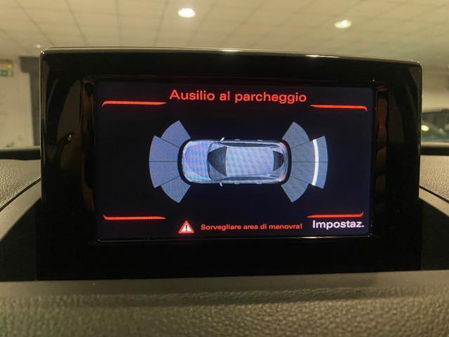 AUDI Q3 2.0 TDI 150 CV Business