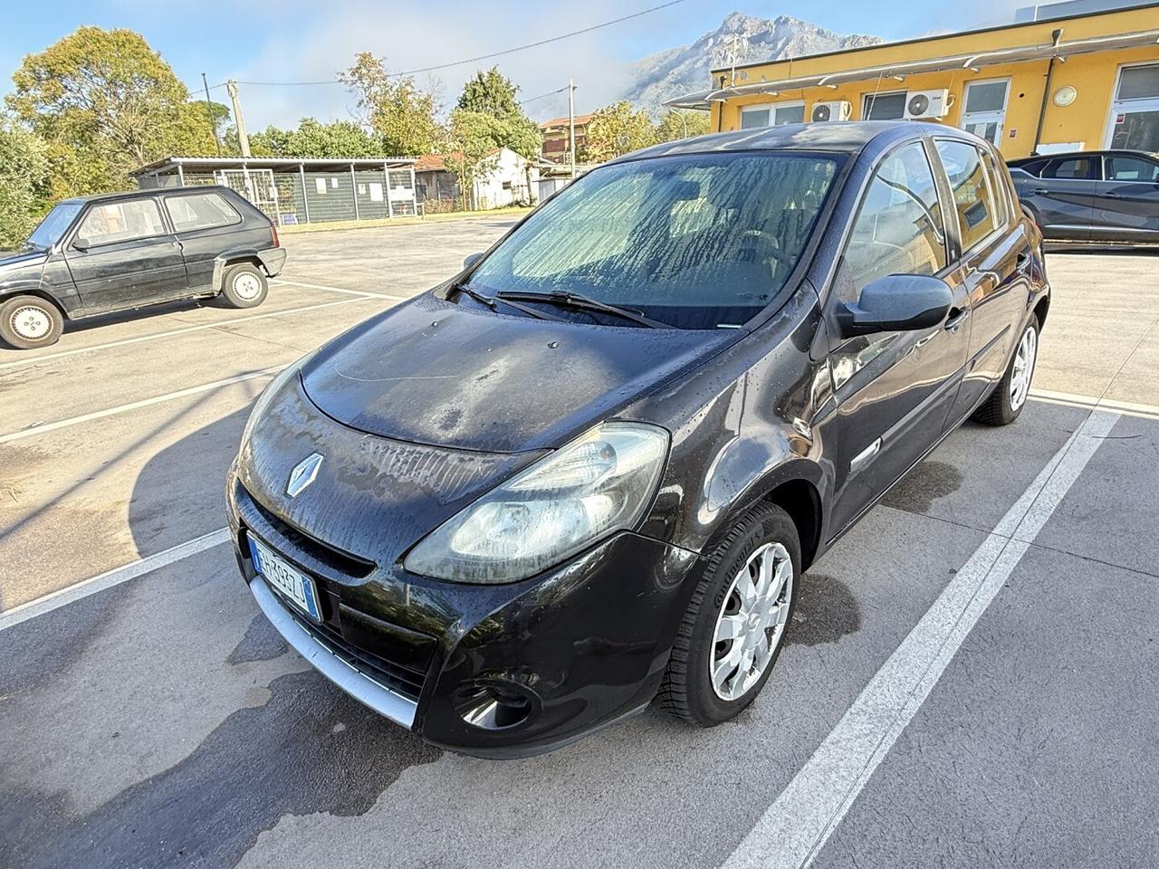RENAULT CLIO 3 SERIE 1.5 DCI ADATTA NEIOPATENTATI
